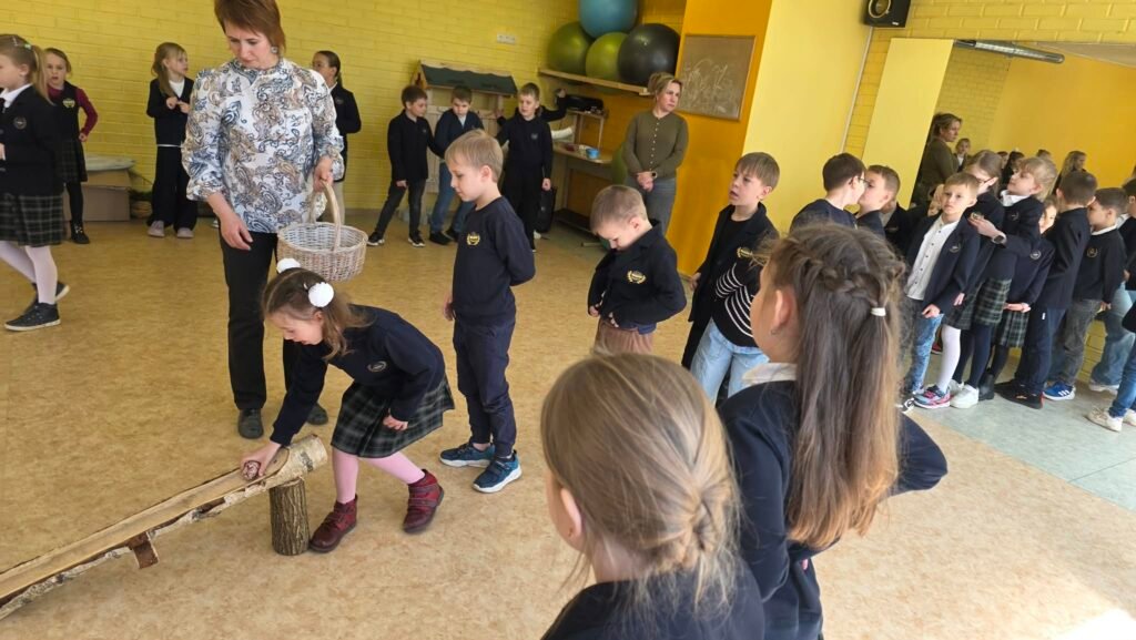 „Velykų rytą lelija pražydo“ 4